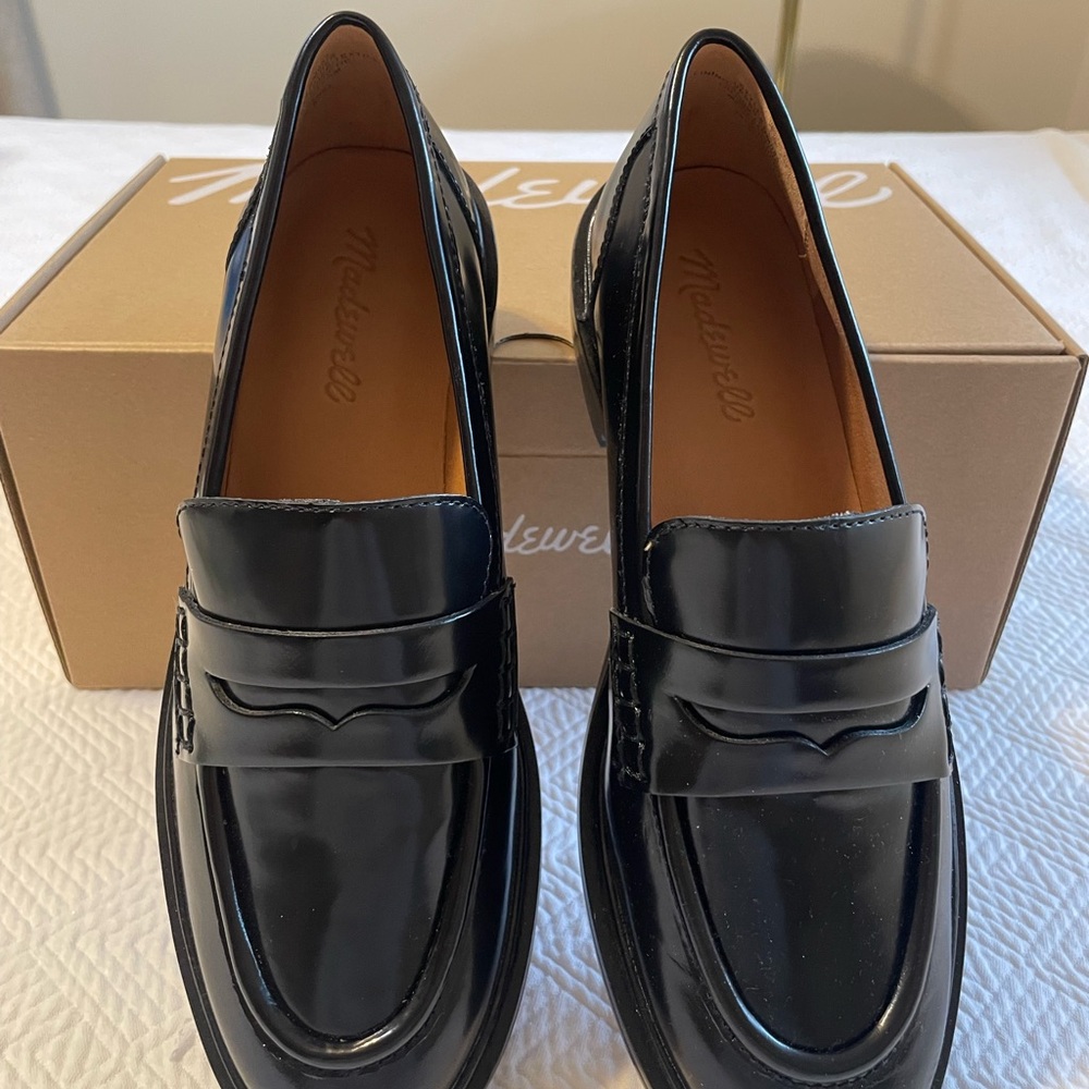 Madewell Glossy Black Loafers sz 8